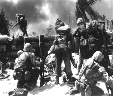 ttp://www.ww2gyrene.org/assets/tarawa_seawall_cover.jpg