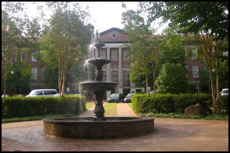 :L. Baptist College Alexandria Hall.jpg